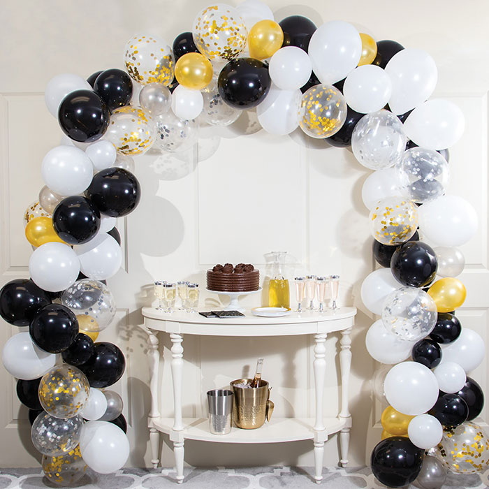 Black and White Balloon Arch Kits 672 ct